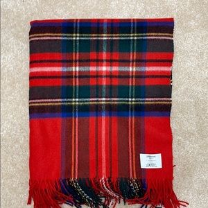 💯 Auth John Stons Throw